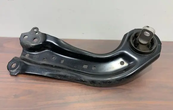 Toyota RAV 4 (XA50) Rear upper control arm/wishbone