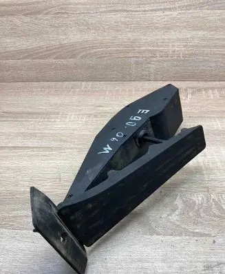 BMW 3 E90 E91 Accelerator throttle pedal 6772645