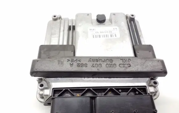 Audi Q5 SQ5 Engine control unit/module 03L906019AS 0281015038 8K0907352A