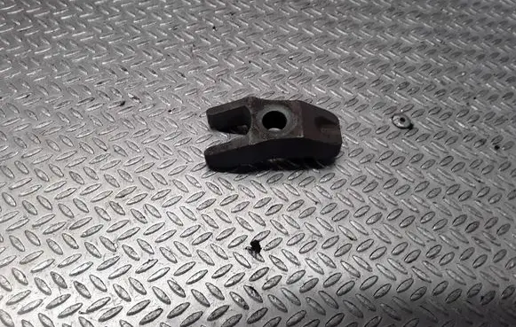 Volkswagen Polo III 6N 6N2 6NF Fuel Injector clamp holder