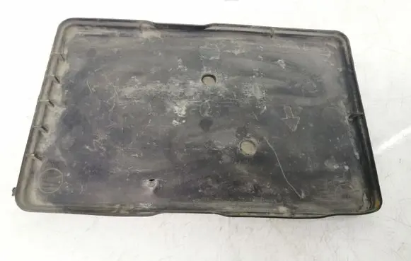 Battery tray