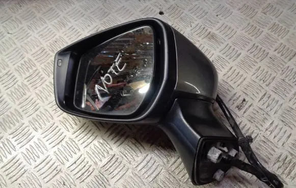 Nissan Note (E12) Front door electric wing mirror 212876225