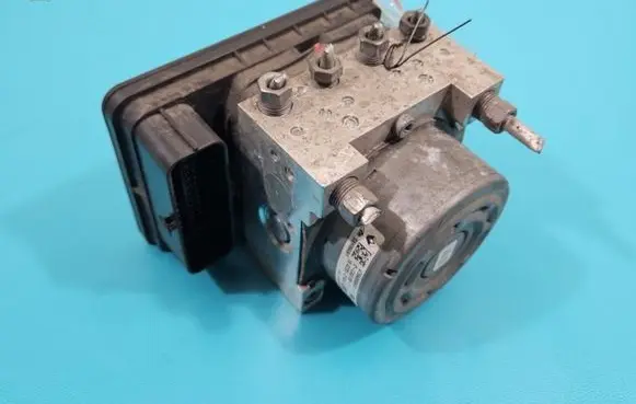 Renault Megane IV ABS Pump 476606884R IMPRK1440186