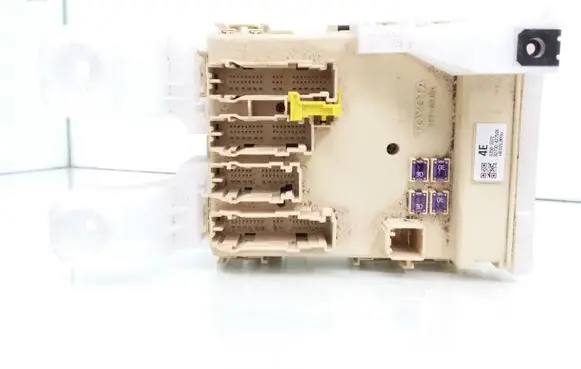 Toyota RAV 4 (XA40) Other control units/modules 8922142182 2380005560 8273042750B