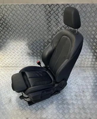 BMW 2 F44 Seat set TM17022