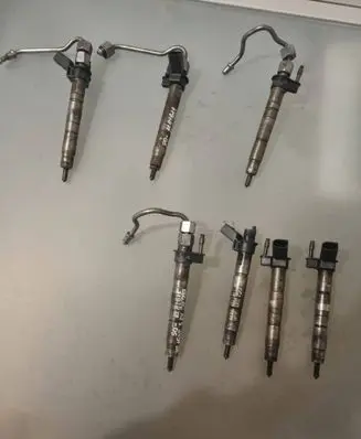 BMW 5 E60 E61 Fuel injectors set 0445116001