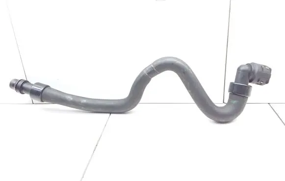 Opel Insignia A Engine coolant pipe/hose 13220138DA