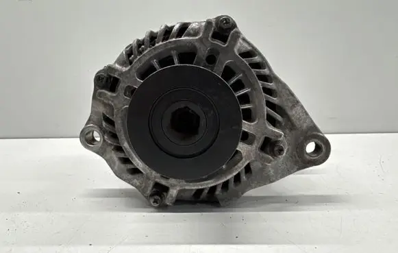 Mitsubishi Outlander Generator/alternator 1800A334 12130A3722