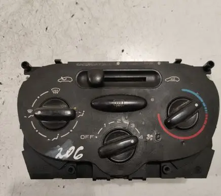 Peugeot 206 Climate control unit 1068901