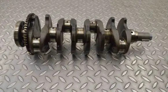 Opel Astra J Crankshaft 