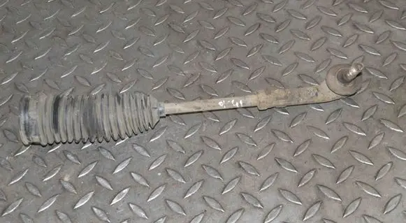 Ford Fiesta Steering tie rod 