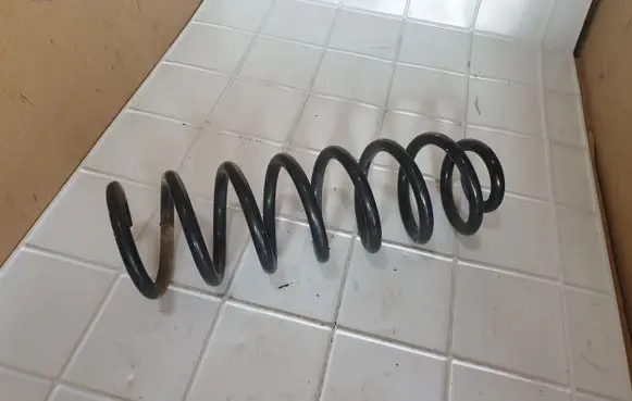 Renault Scenic II - Grand scenic II Rear coil spring