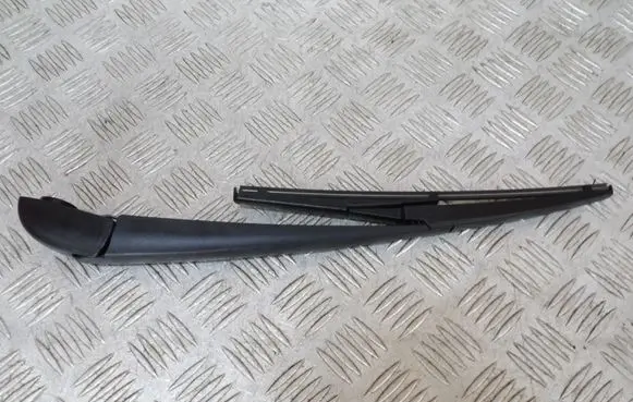 Jeep Grand Cherokee Rear wiper blade arm