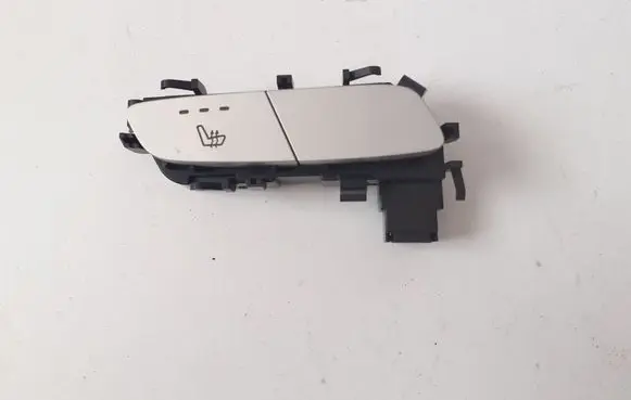 Mercedes-Benz C W205 Seat heating switch A2139057302