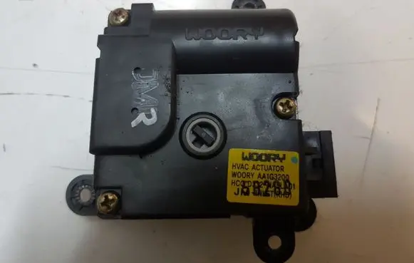 Hyundai Tucson LM Air flap motor/actuator AA1G3200