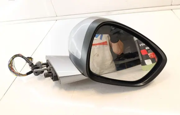 Citroen C4 II Picasso Front door electric wing mirror E9026724