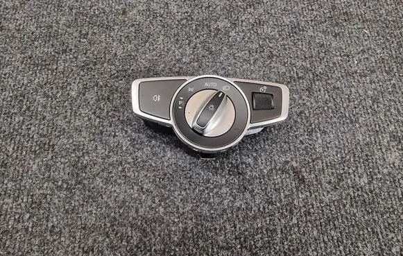 Mercedes-Benz GLC X253 C253 Light switch A2059051810