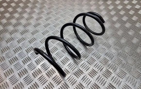 Toyota Corolla Verso E121 Front coil spring 