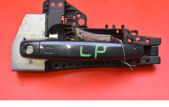 Audi A4 S4 B8 8K Front door exterior handle 