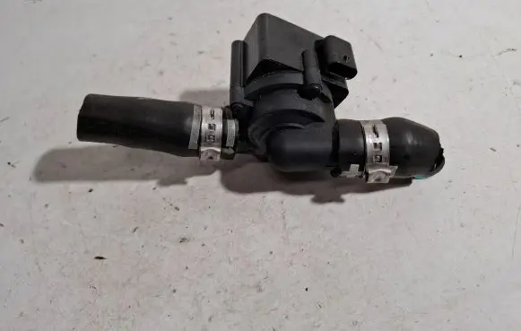 Volvo V60 Electric auxiliary coolant/water pump 31366009