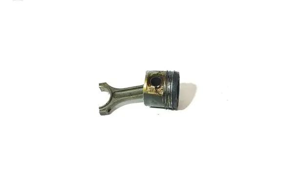 Piston with connecting rod