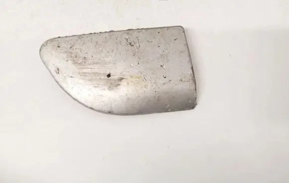Fender trim (molding)