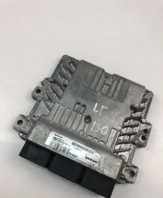 Volvo V60 Engine control unit/module ECU 31355712 S180134103A