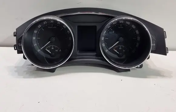 Skoda Superb B6 (3T) Speedometer (instrument cluster) 3T1920841M
