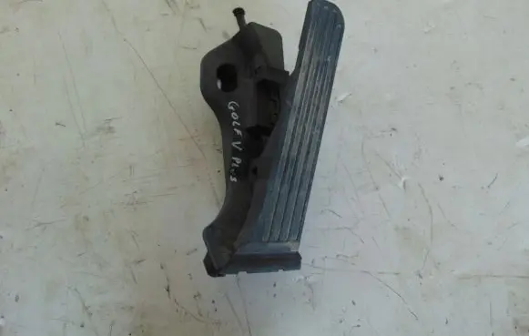 Volkswagen Golf V Accelerator throttle pedal 1K1721503M