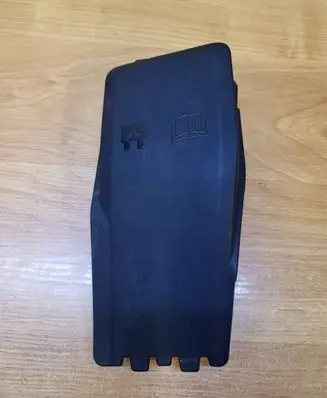 Volvo V70 Fuse box cover 6g9t-14a076