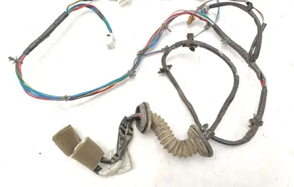 Nissan Almera Tino Front door wiring loom 24125BU811