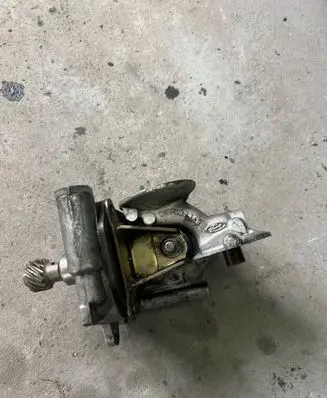Ford Focus Vacuum pump 01FG6223AB