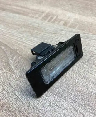 Audi A4 S4 B8 8K Number plate light 8T0943021