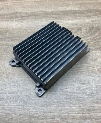 BMW 5 F10 F11 Battery control module 9240236 8ES010105