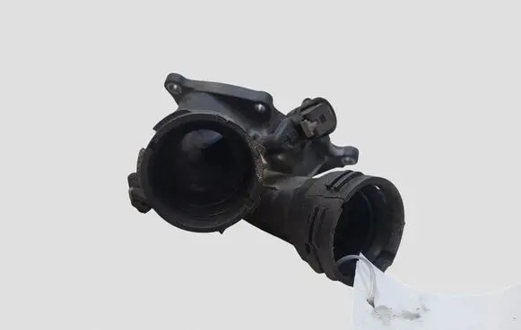 Mercedes-Benz E W213 Thermostat/thermostat housing
