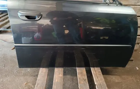 Subaru Legacy Front door