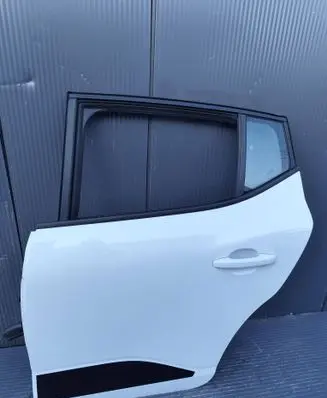 Dacia Sandero III Rear door SANDEROIIIDRZWITYL