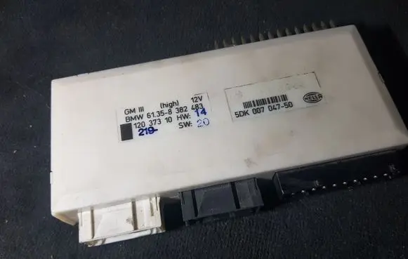 BMW 5 E39 Comfort/convenience module 8382483