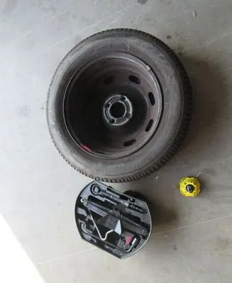 Peugeot 2008 I R15 spare wheel 