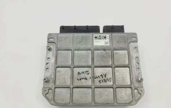 Toyota Auris 150 Engine control unit/module 89661-02E51
