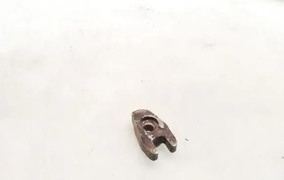 Mazda 2 Fuel Injector clamp holder
