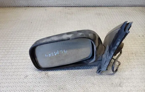Nissan Almera Front door electric wing mirror E13020044
