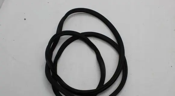 Volkswagen Beetle A5 Trunk rubber seal (body) 5C5827703P