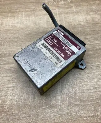Audi A6 S6 C4 4A Airbag control unit/module 4A0959655 0285001036