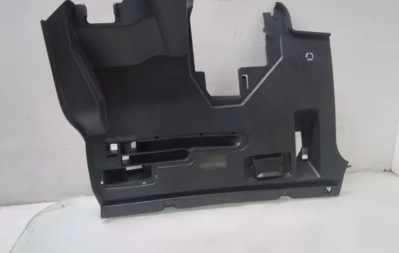Mercedes-Benz B W245 Dashboard lower bottom trim panel 