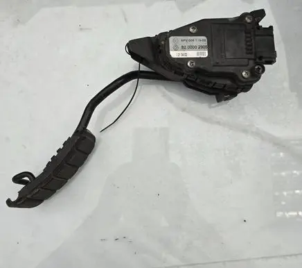 Renault Laguna II Accelerator throttle pedal 8200002905 6PV00811902
