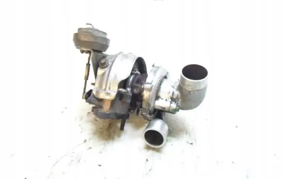 Toyota Avensis T250 Turbo 17201-0R021