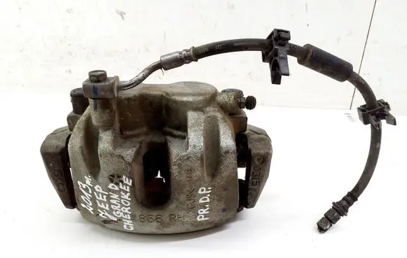 Jeep Grand Cherokee (WK) Front brake caliper