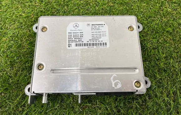 Mercedes-Benz S W221 Bluetooth control unit module A2218708685 A2218703126 0B70045847