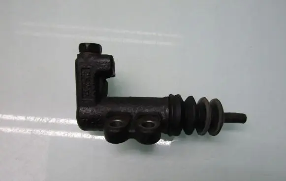 KIA Rio Clutch slave cylinder 